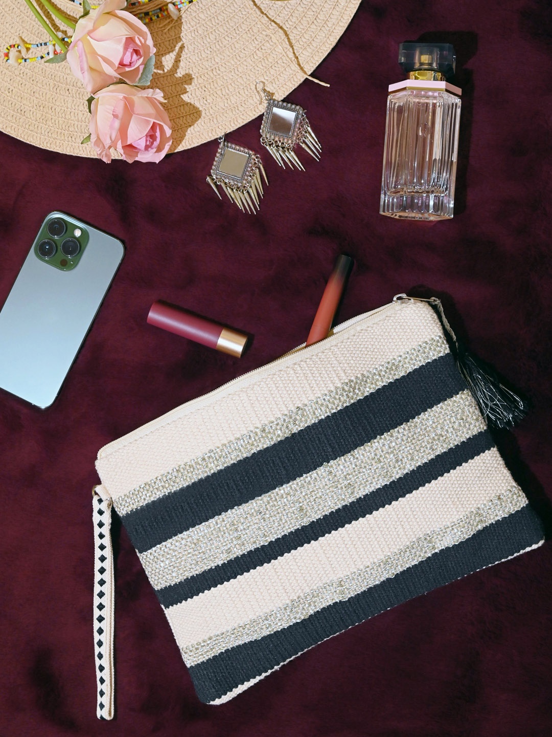 

BohoGirl Printed Purse Clutch, Off white