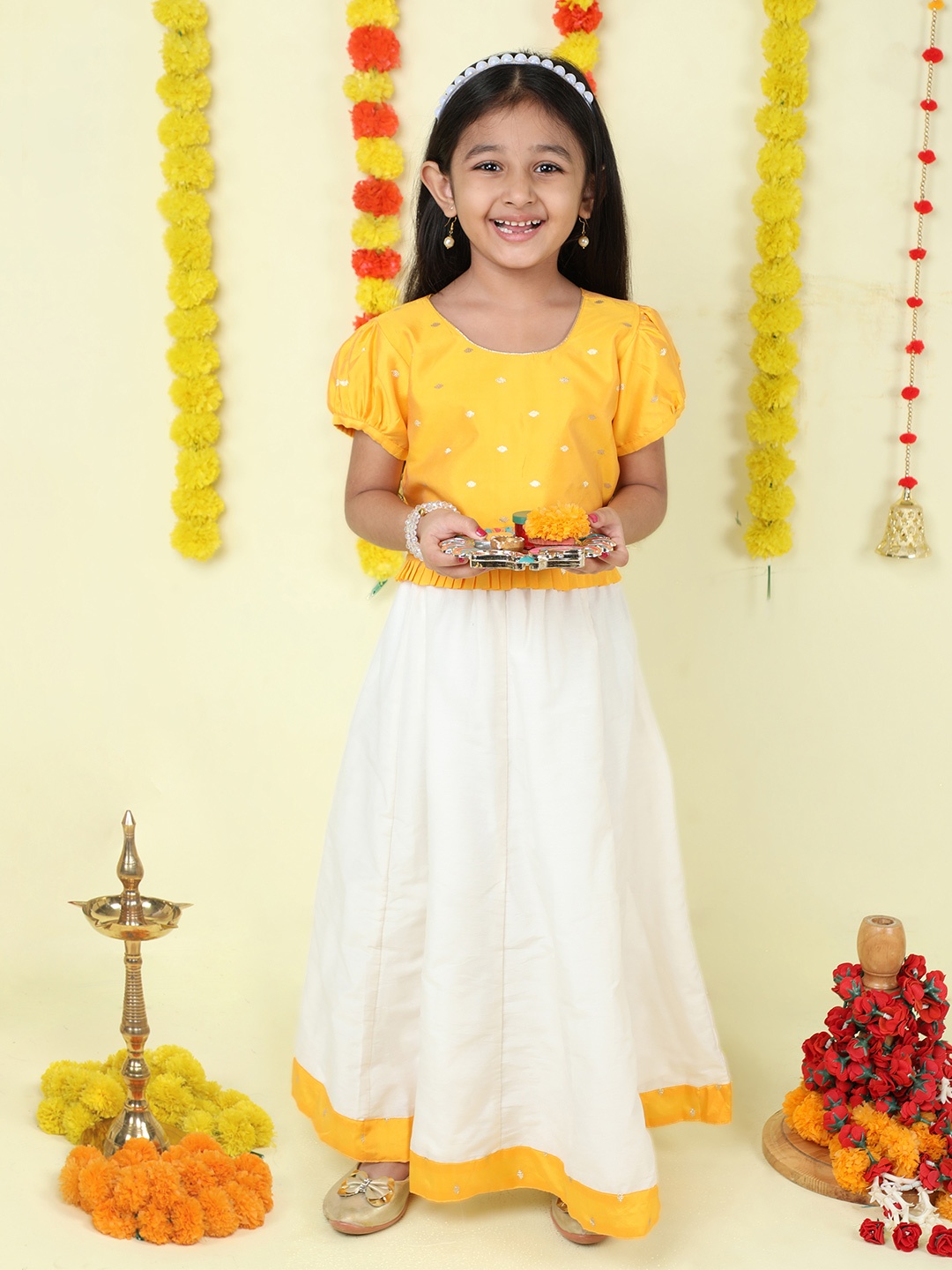 

The Magic Wand Girls Woven Design Zari Puffed Sleeves Ready to Wear Lehenga & Choli, Yellow