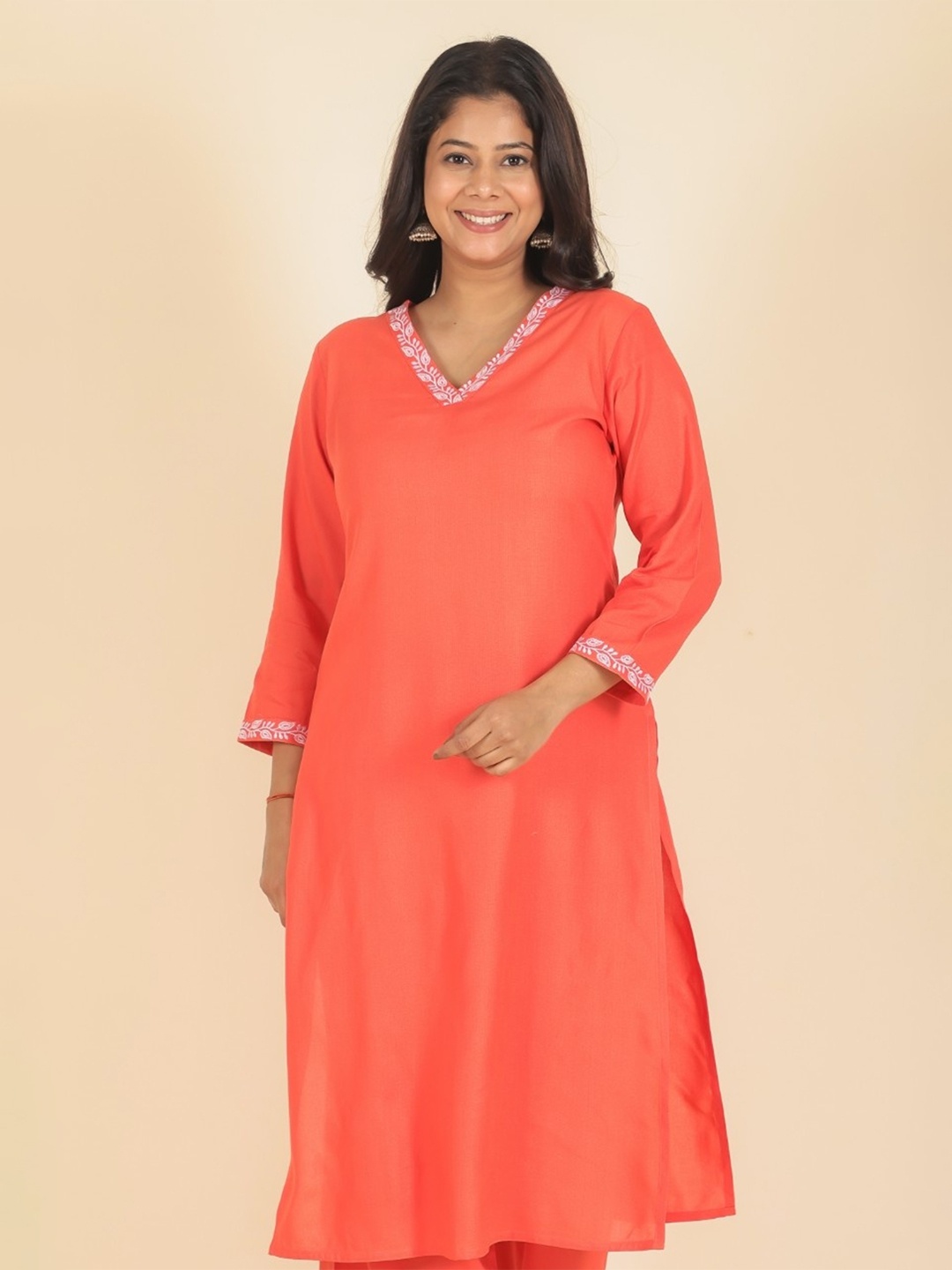 

Aramya V-Neck Thread Work Straight Kurta, Orange