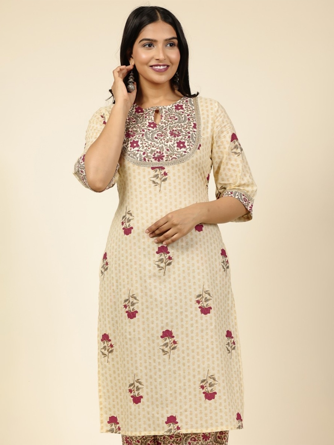 

Aramya Ethnic Motifs Printed Keyhole Neck Patchwork Pure Cotton Straight Kurta, Yellow