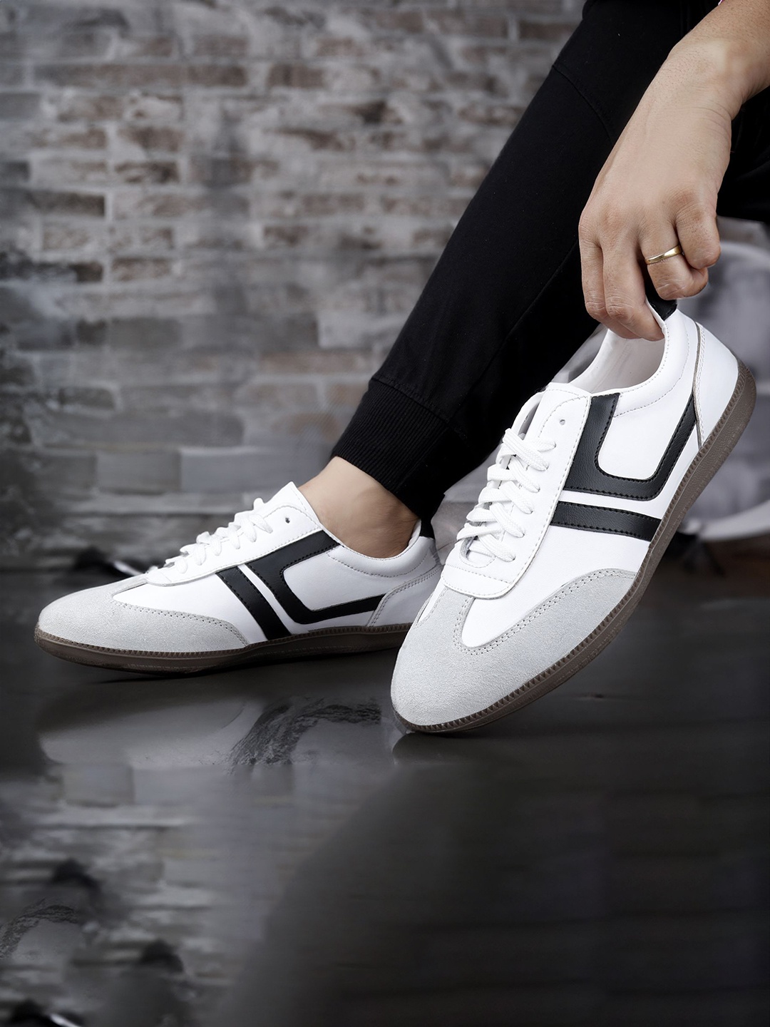 

Bxxy Men Lace-up Casual Sneakers, Blue