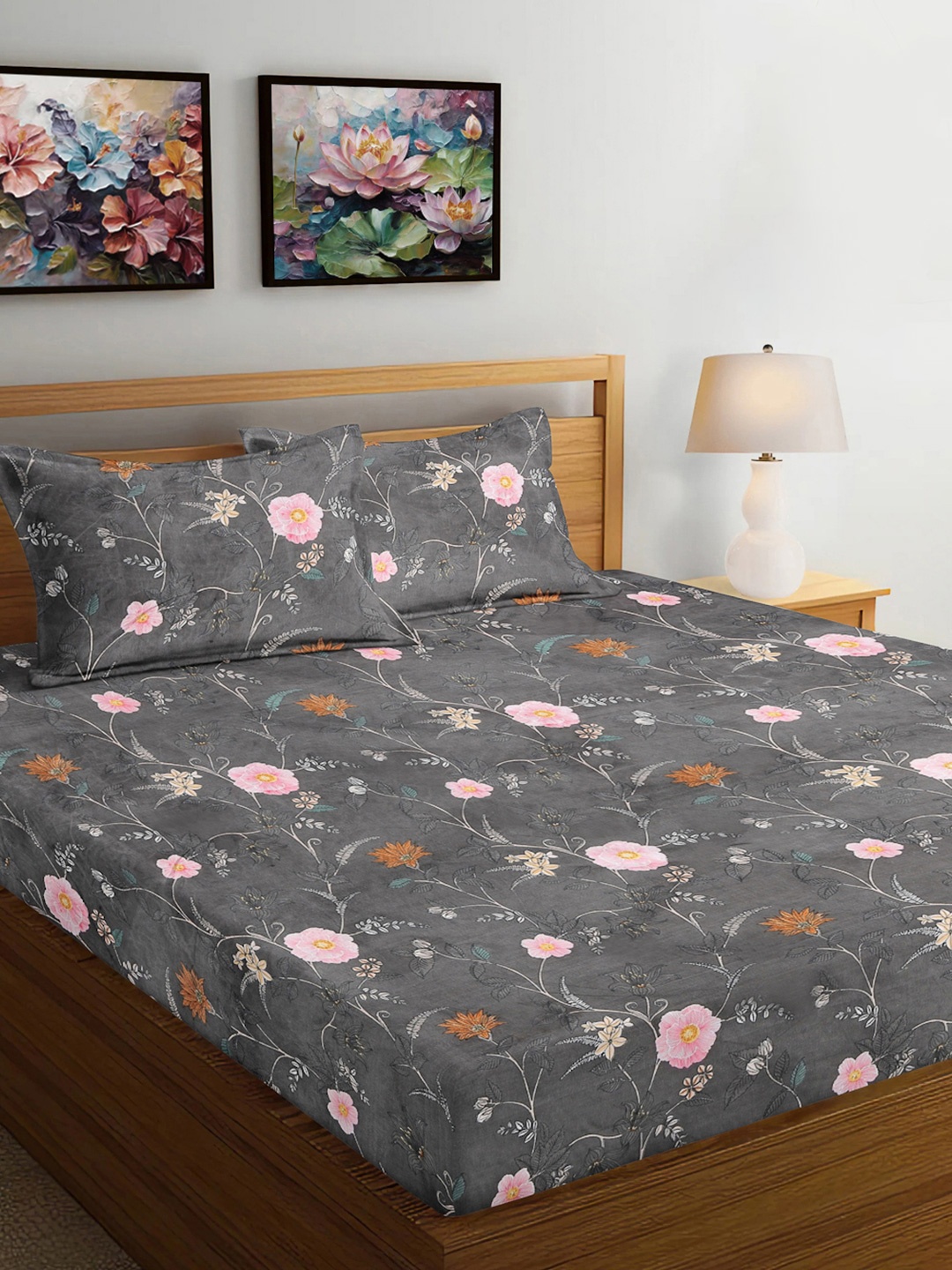 

FABINALIV Grey & Pink Floral 300 TC King Size Double Bedsheet with 2 Pillow Covers