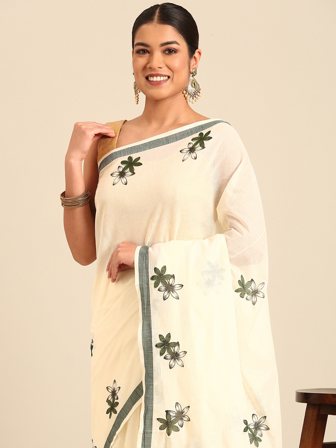

Kalyan Silks Floral Printed Kasavu Saree, Cream
