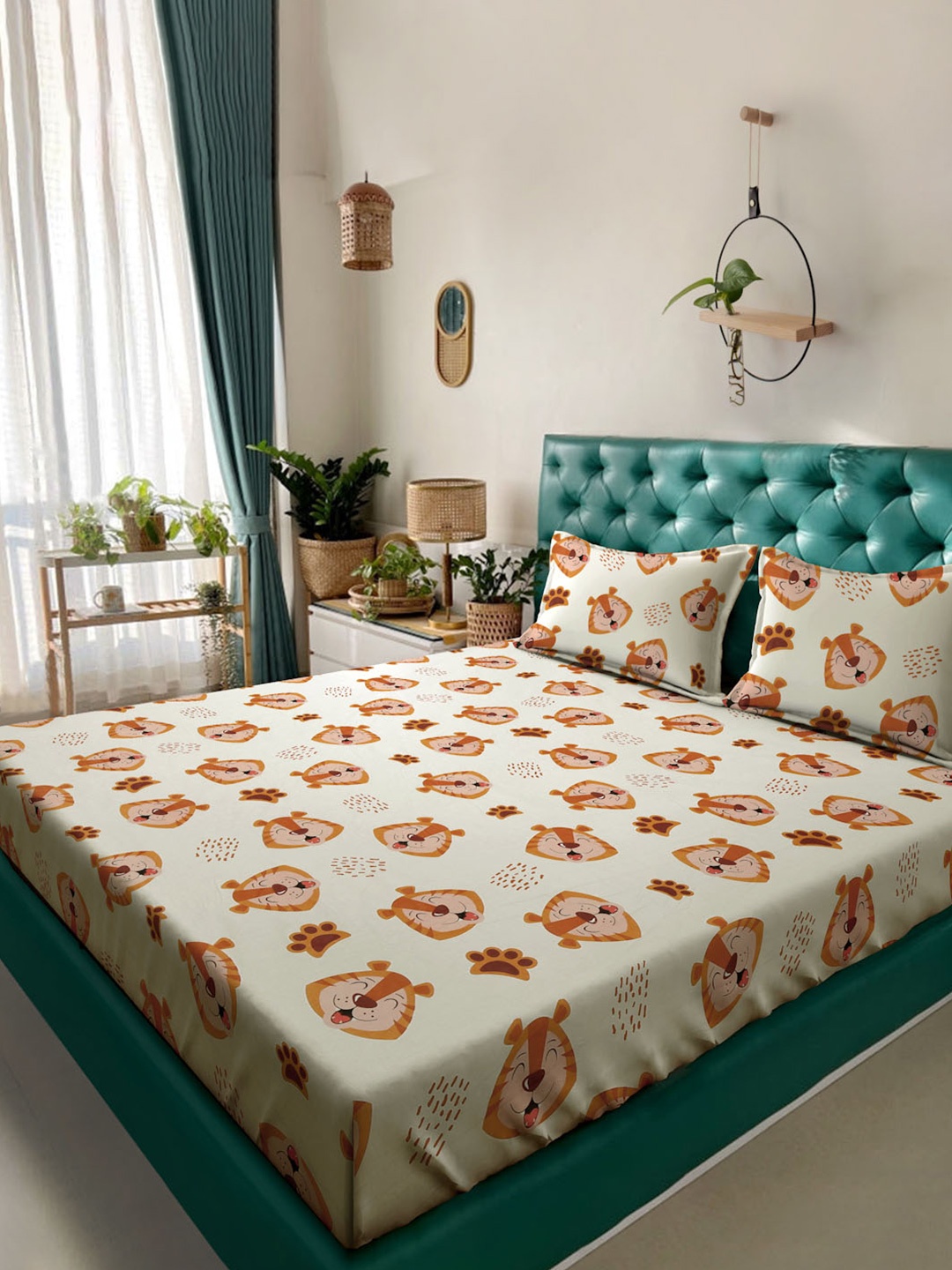 

KLOTTHE Cream Printed 400 TC Pure Cotton Fitted Double King Bedsheet & 2 Pillow Covers