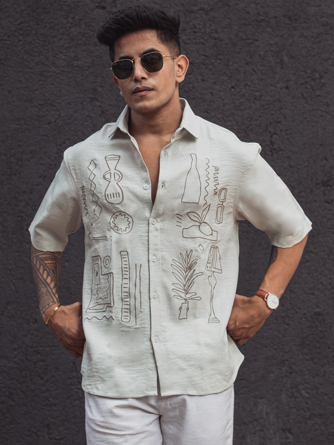 

Powerlook Men Abstract Printed Spread Collar India Slim Casual Shirt, Green