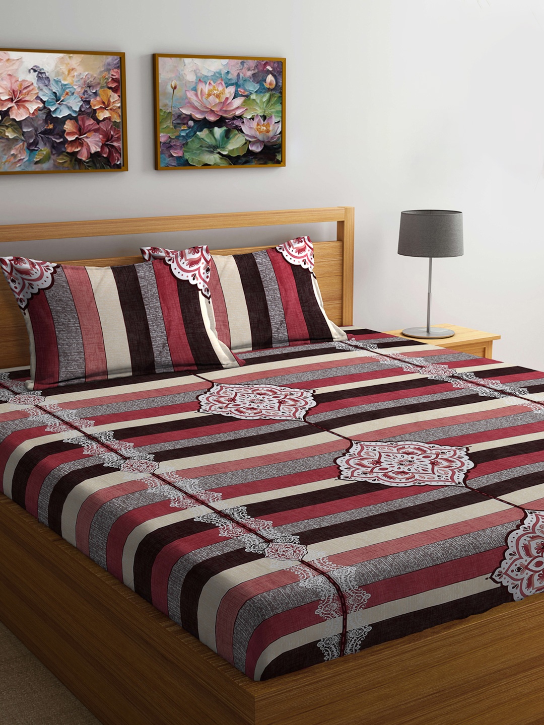 

FABINALIV Purple & White Ethnic Motifs 300 TC King Bedsheet With 2 Pillow Covers