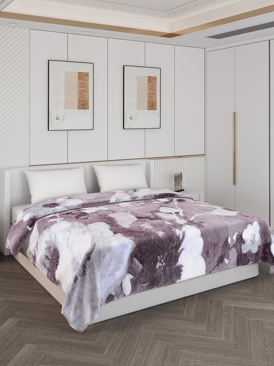 

Monte Carlo Purple & White Abstract Mild Winter 600 GSM Double Bed Blanket