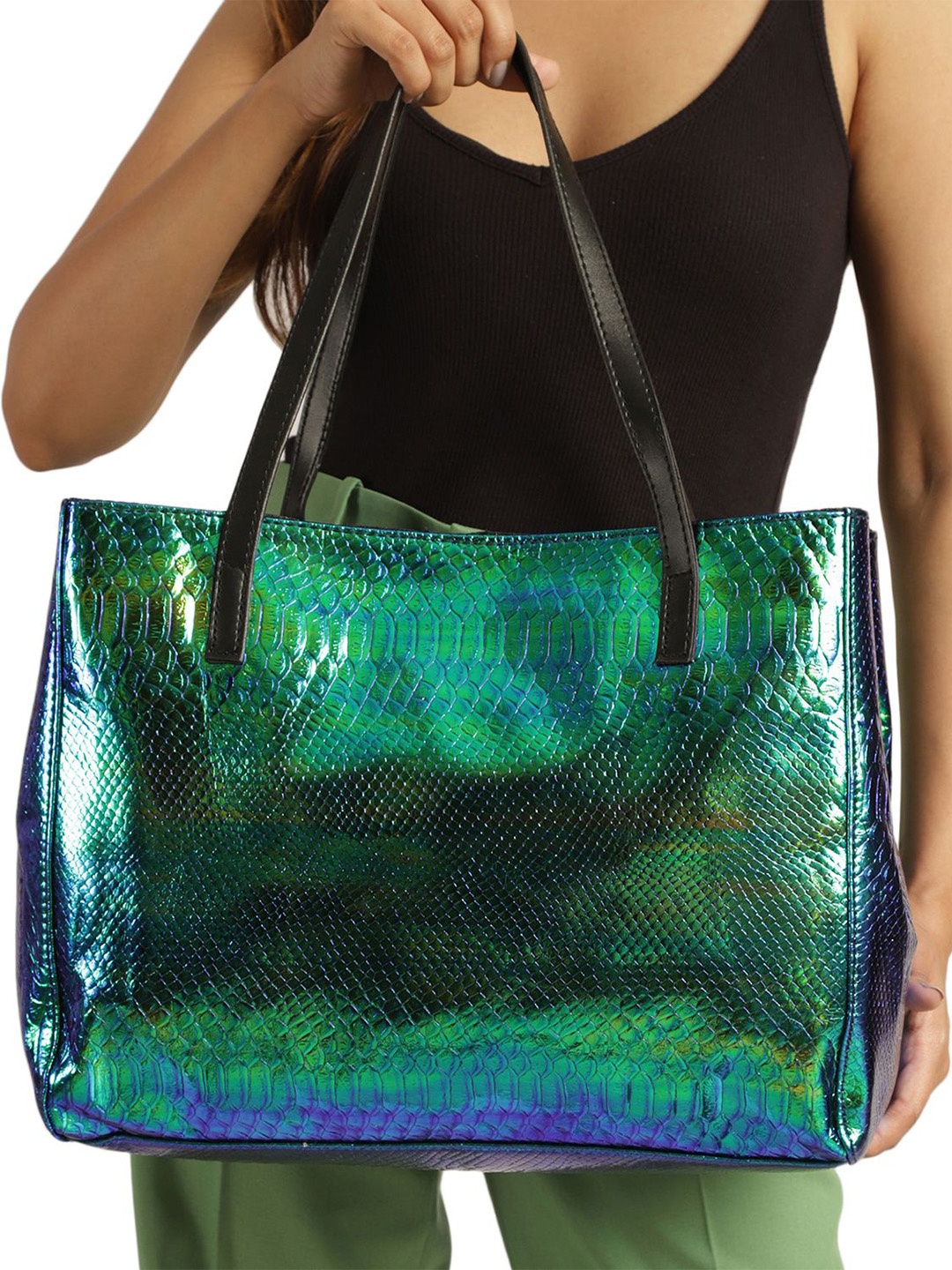 MINI WESST Women Textured Oversized Tote Bag, Green