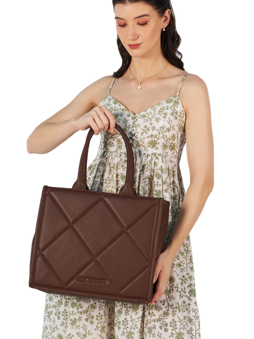 

MINI WESST Women Quilted Textured Structured Handheld Bag, Brown