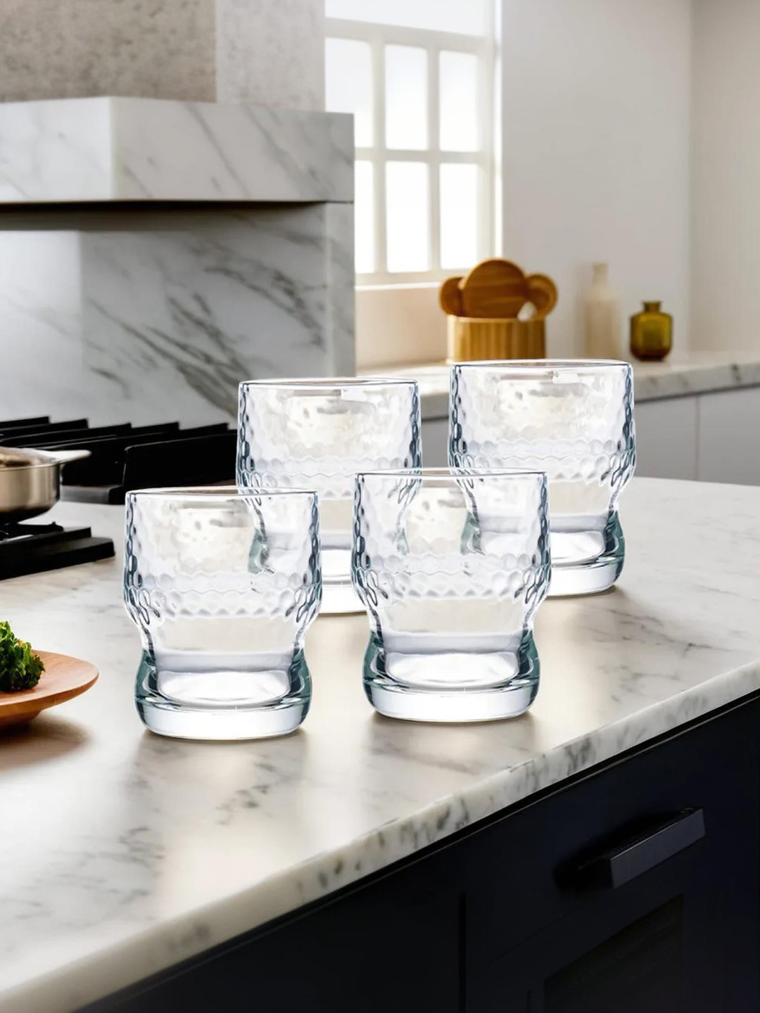 

UMAI Transparent 4 Pieces Glass Water Glasses 300ml