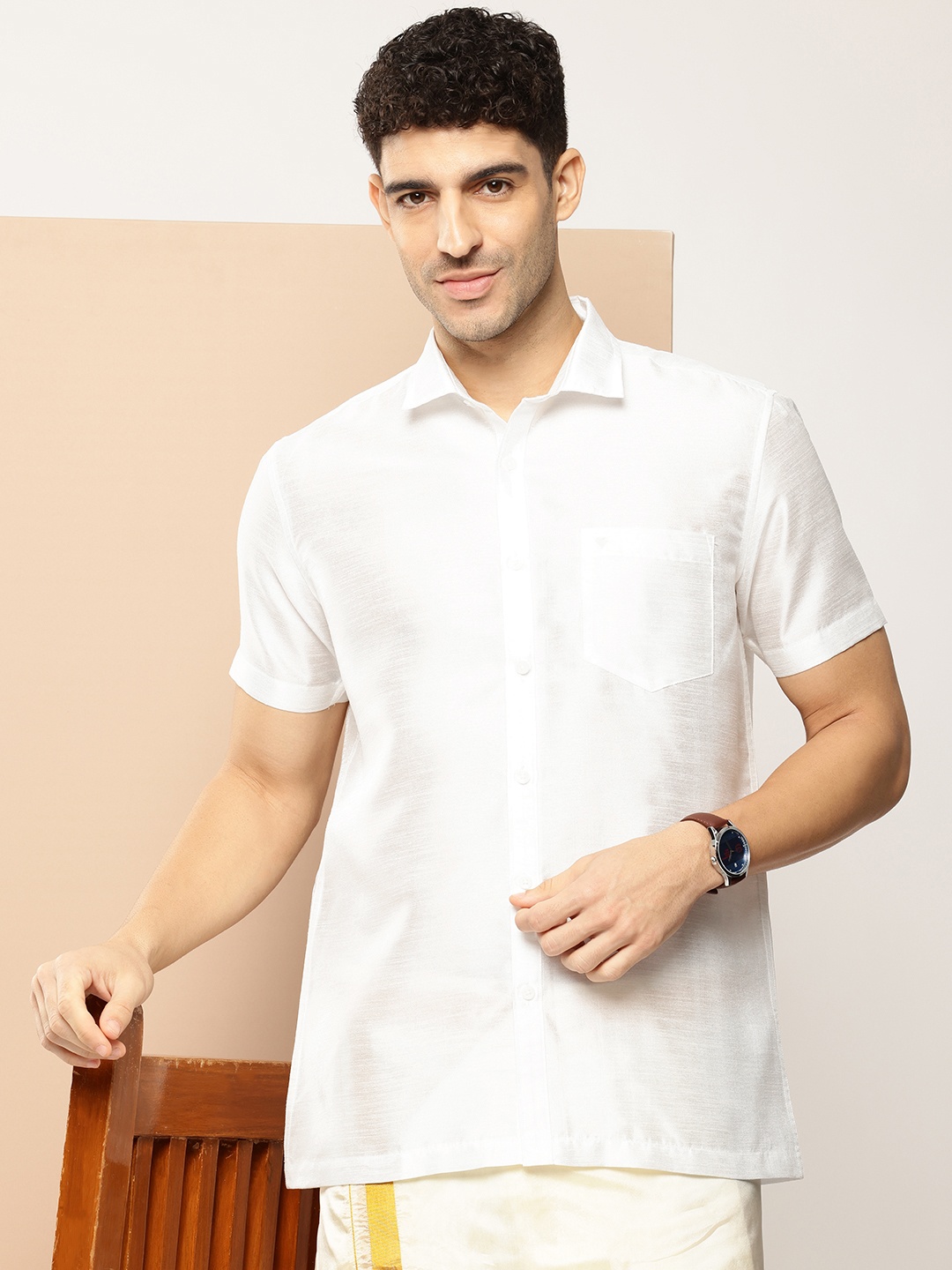 

INVICTUS Spread Collar Festive Collection Shirt, White