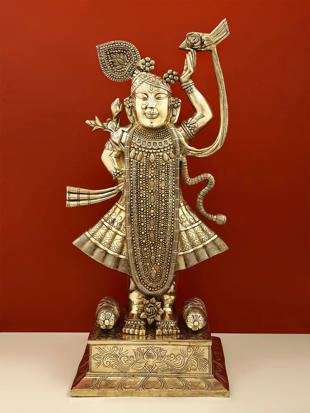 

Exotic India Gold-Toned Religious Idol Showpiece