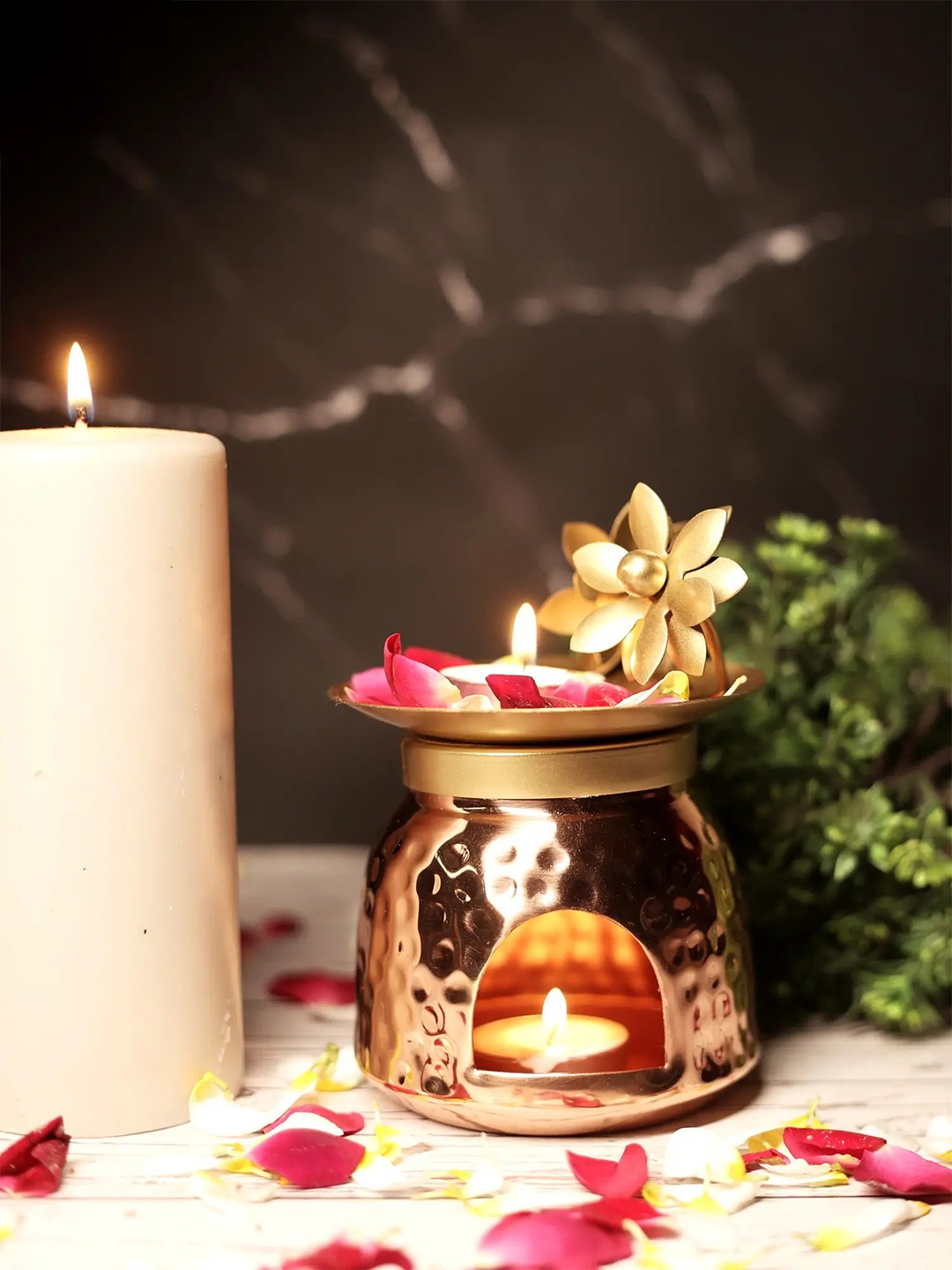 

Exotic India Finish Flower Design Diffuser Burner, Brown
