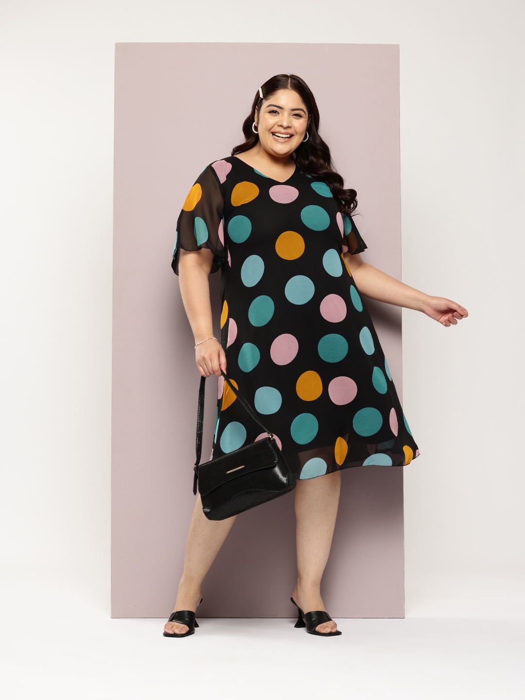 

Qurvii+ Plus Size Polka Dot Print Flared Sleeve Georgette A-Line Dress, Black