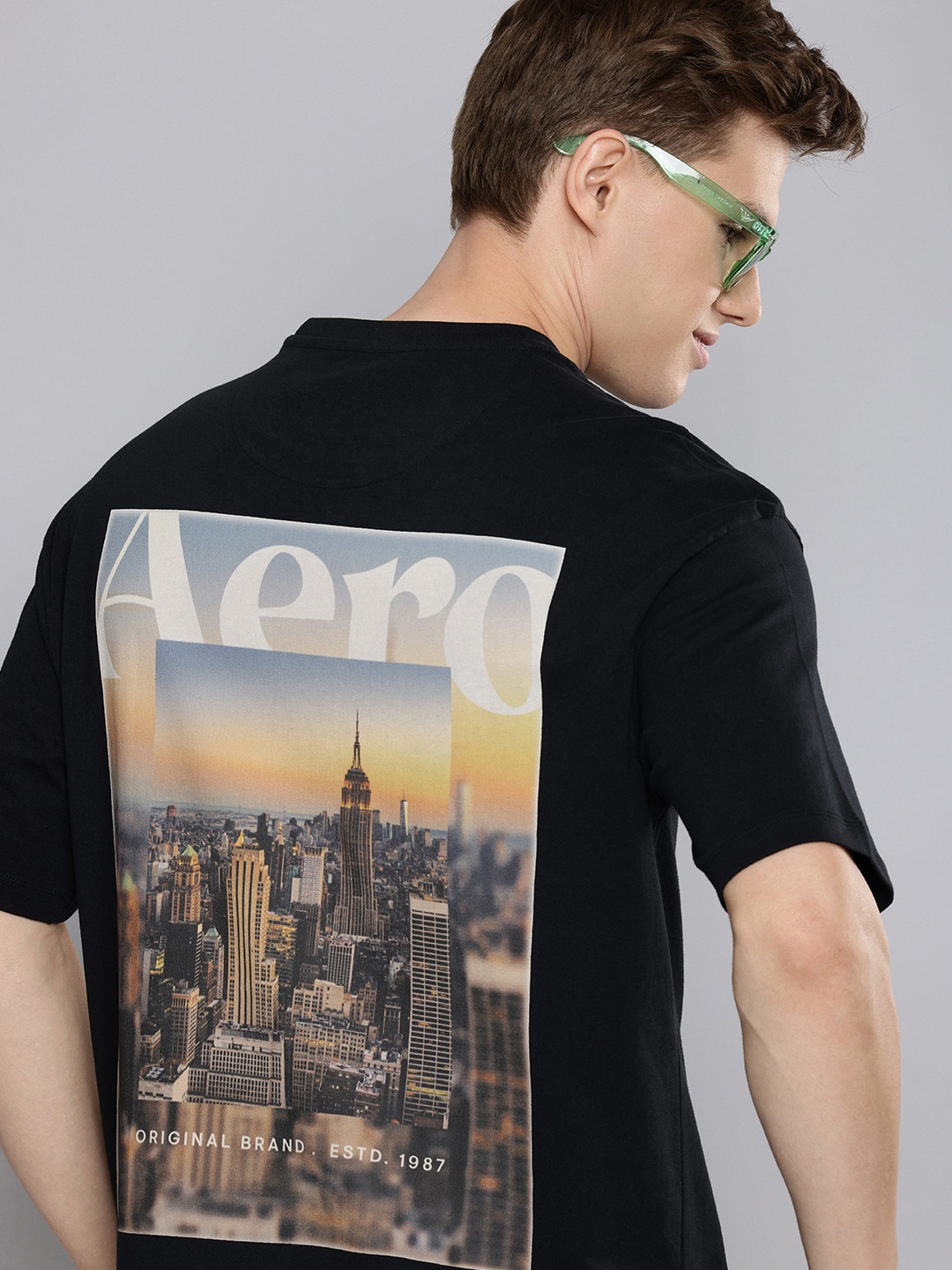 

Aeropostale Graphic Printed Drop-Shoulder Sleeves Pure Cotton T-shirt, Black