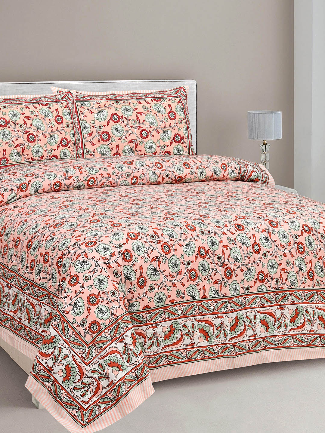 

CLOTHOLOGY Peach-Coloured & Green Floral 180 TC King Bedsheet with 2 Pillow Covers