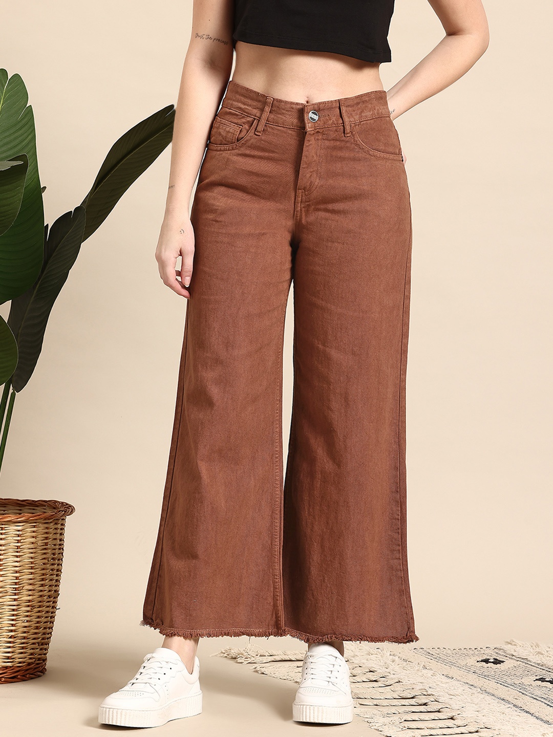 

Mast & Harbour Women Wide Leg High-Rise Jeans, Brown