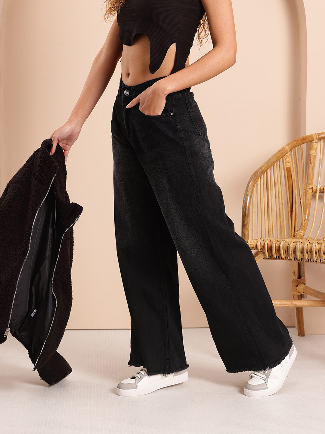 

Mast & Harbour Women Wide Leg Jeans, Black