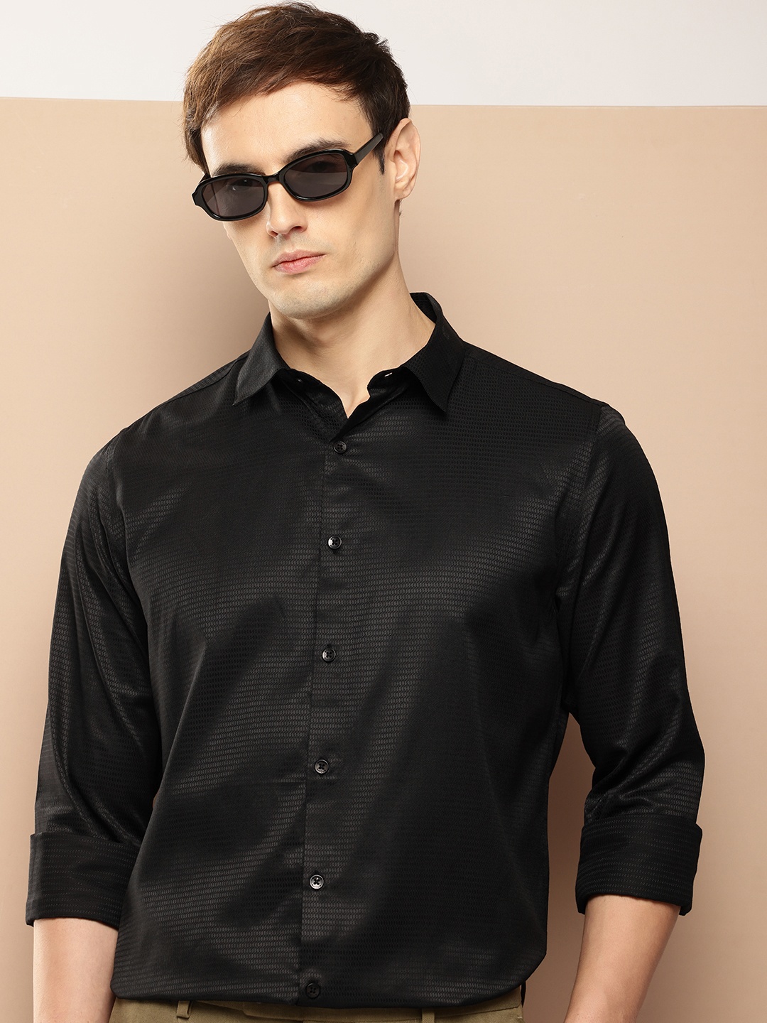 

encore by INVICTUS Self Design Textured Casual Shirt, Black