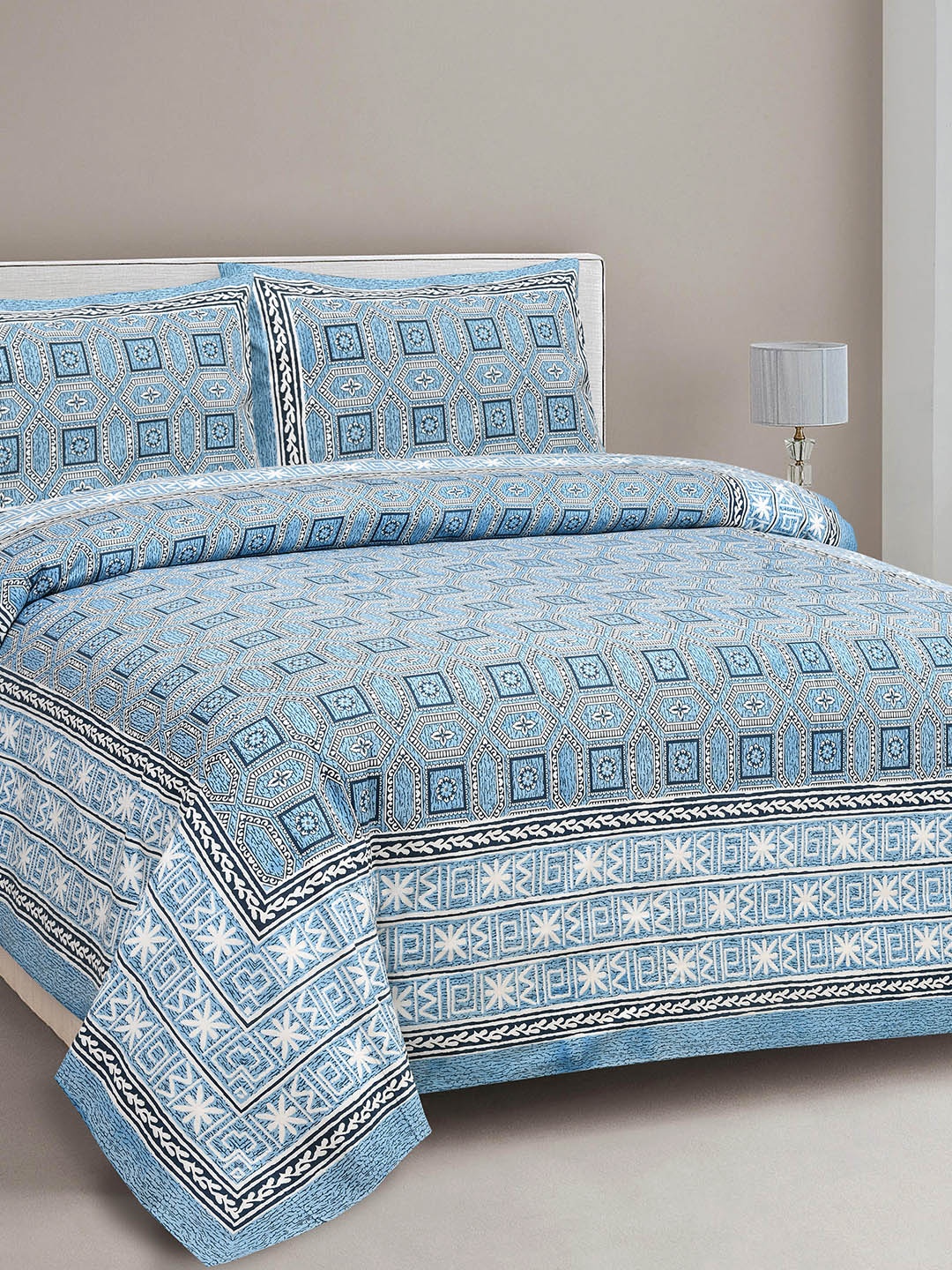 

CLOTHOLOGY Blue & White Printed 180TC Pure Cotton Double King Bedsheet & 2 Pillow Covers