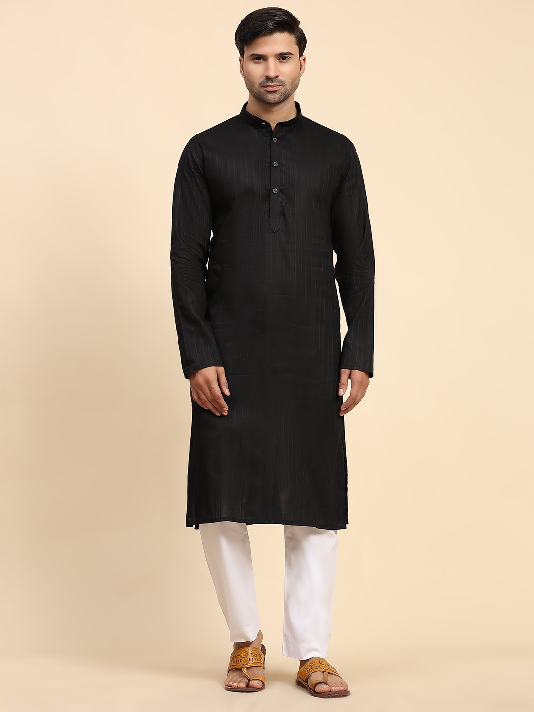 

Rawayi Mandarin Collar Long Sleeves Pure Cotton Straight Kurta, Black