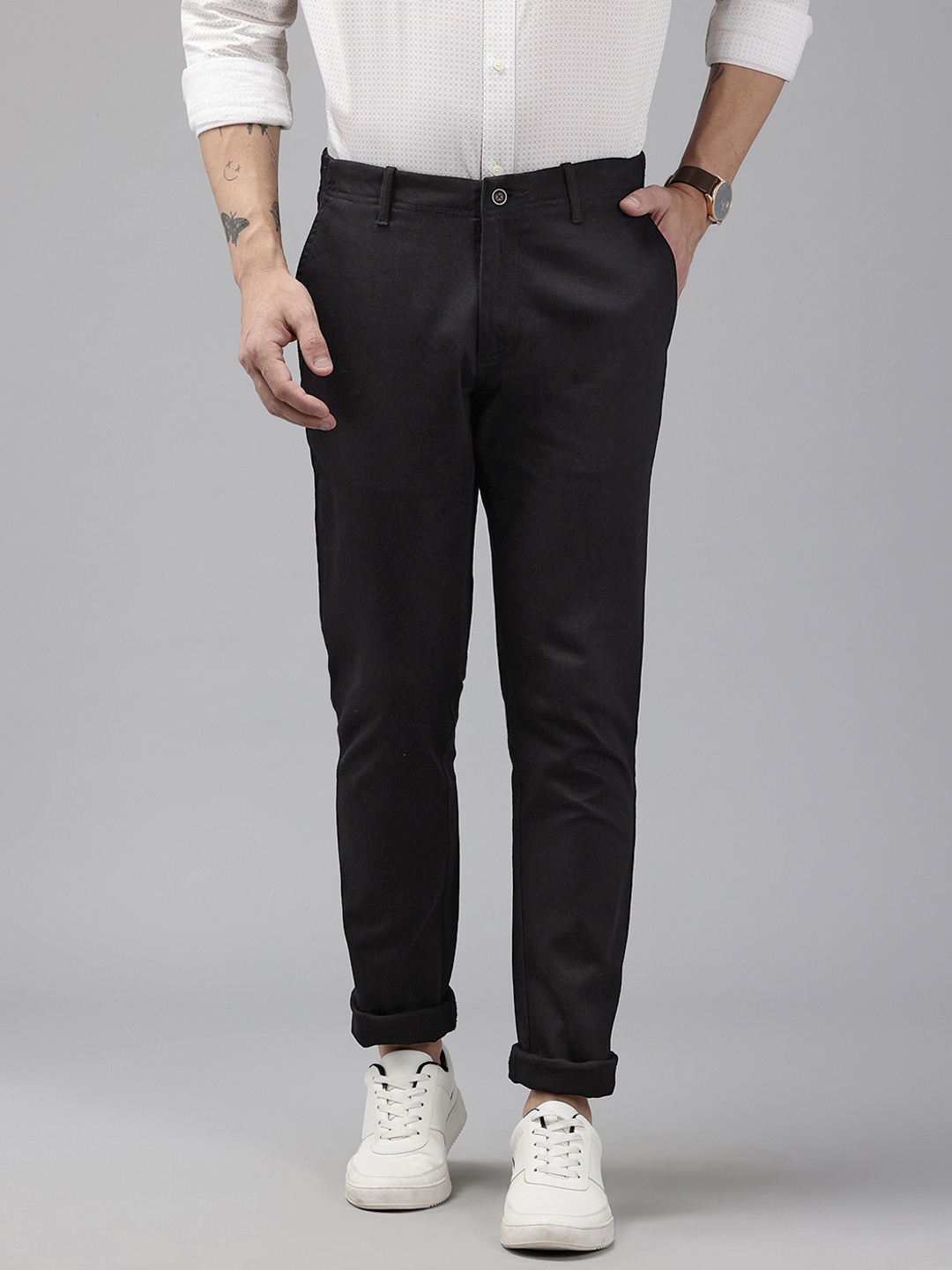 

Blackberrys Men Tapered Fit Chinos, Black