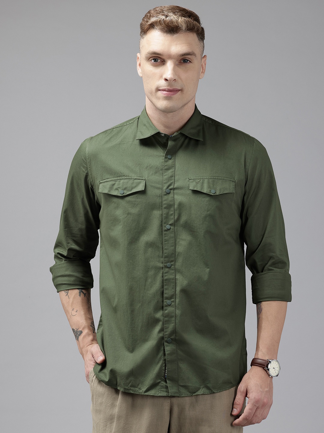 

Blackberrys Men Slim Fit Casual Shirt, Olive