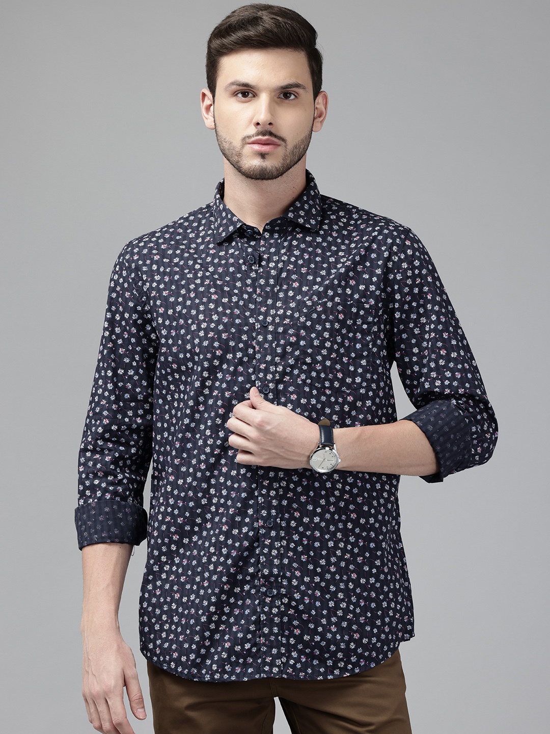 

Blackberrys Men Slim Fit Floral Pure Cotton Printed Casual Shirt, Navy blue