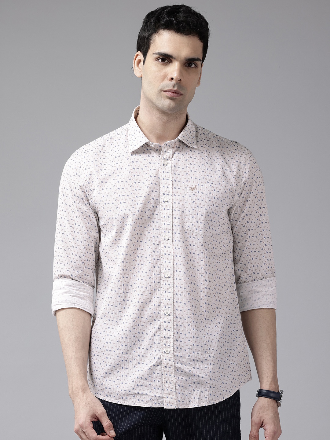 

Blackberrys Men Slim Fit Pure Cotton Printed Casual Shirt, White
