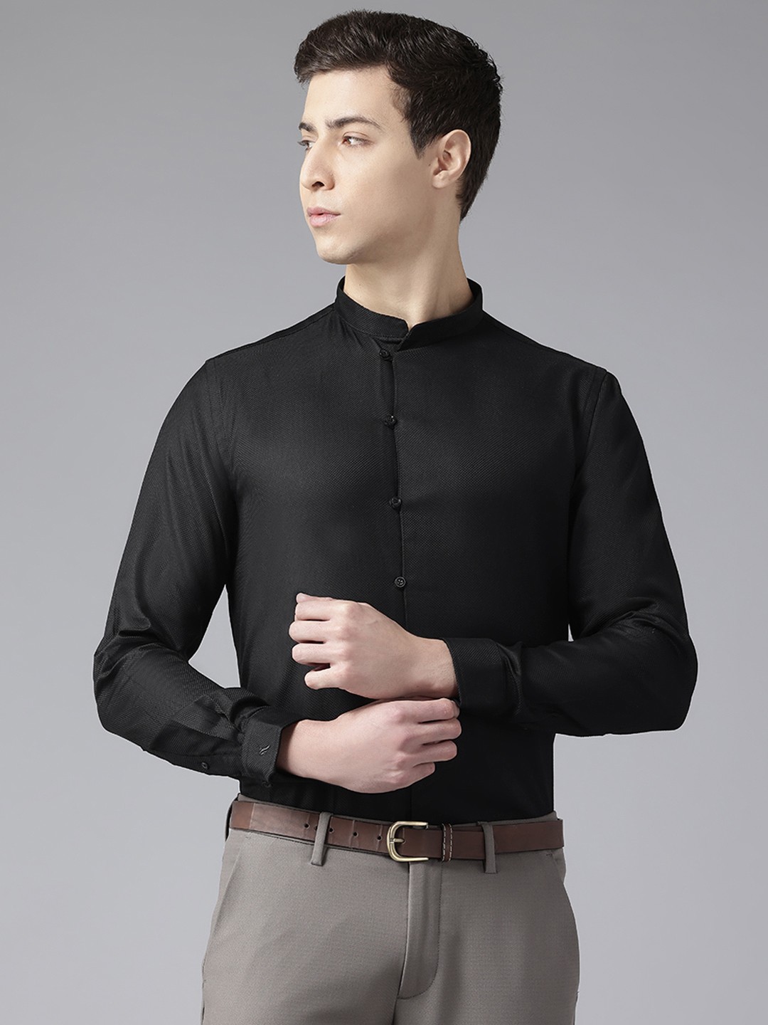 

Blackberrys Cotton Slim Fit Opaque Formal Shirt, Black