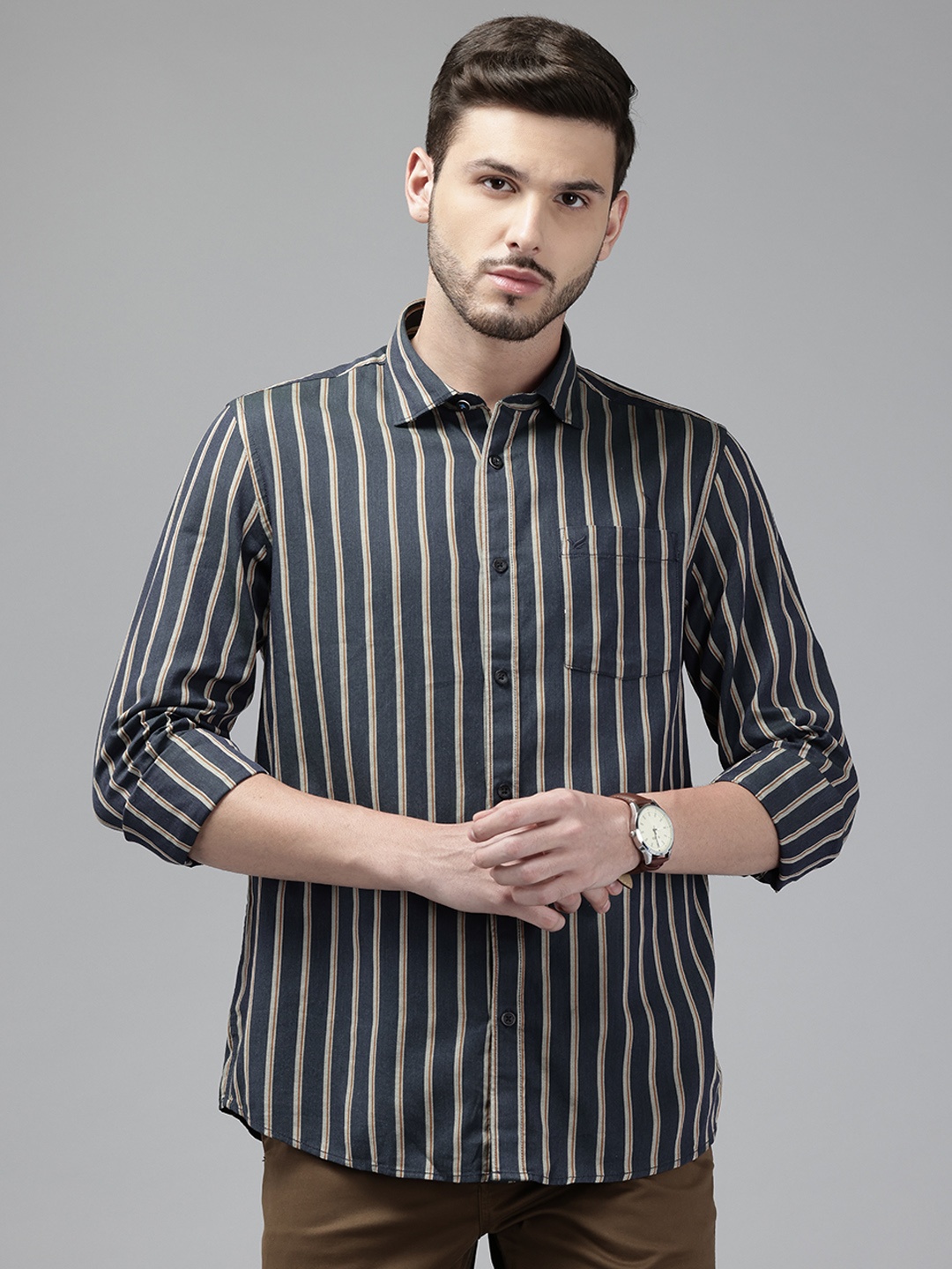 

Blackberrys Men Slim Fit Pure Cotton Striped Casual Shirt, Navy blue