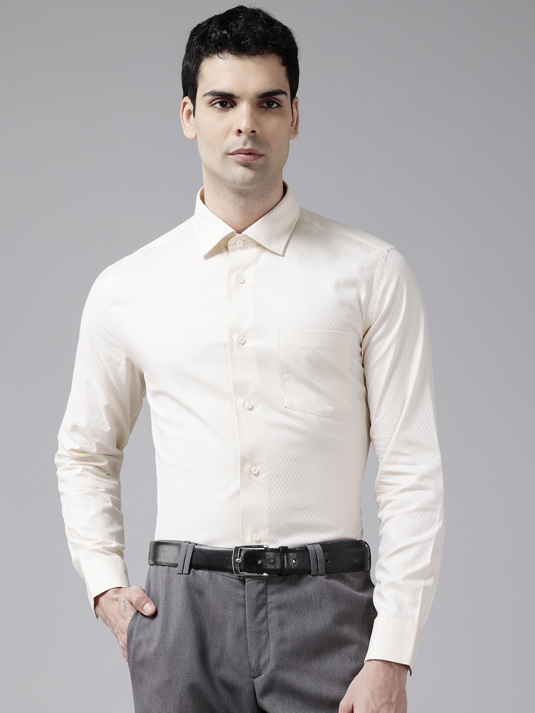 

Blackberrys Slim Fit Textured Pure Cotton Formal Shirt, Cream