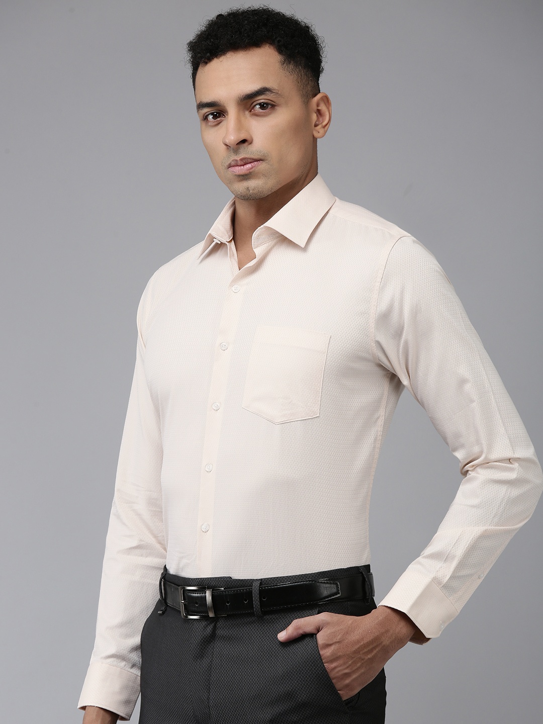 

Van Heusen Pure Cotton Self Design Textured Slim Fit Opaque Formal Shirt, Peach