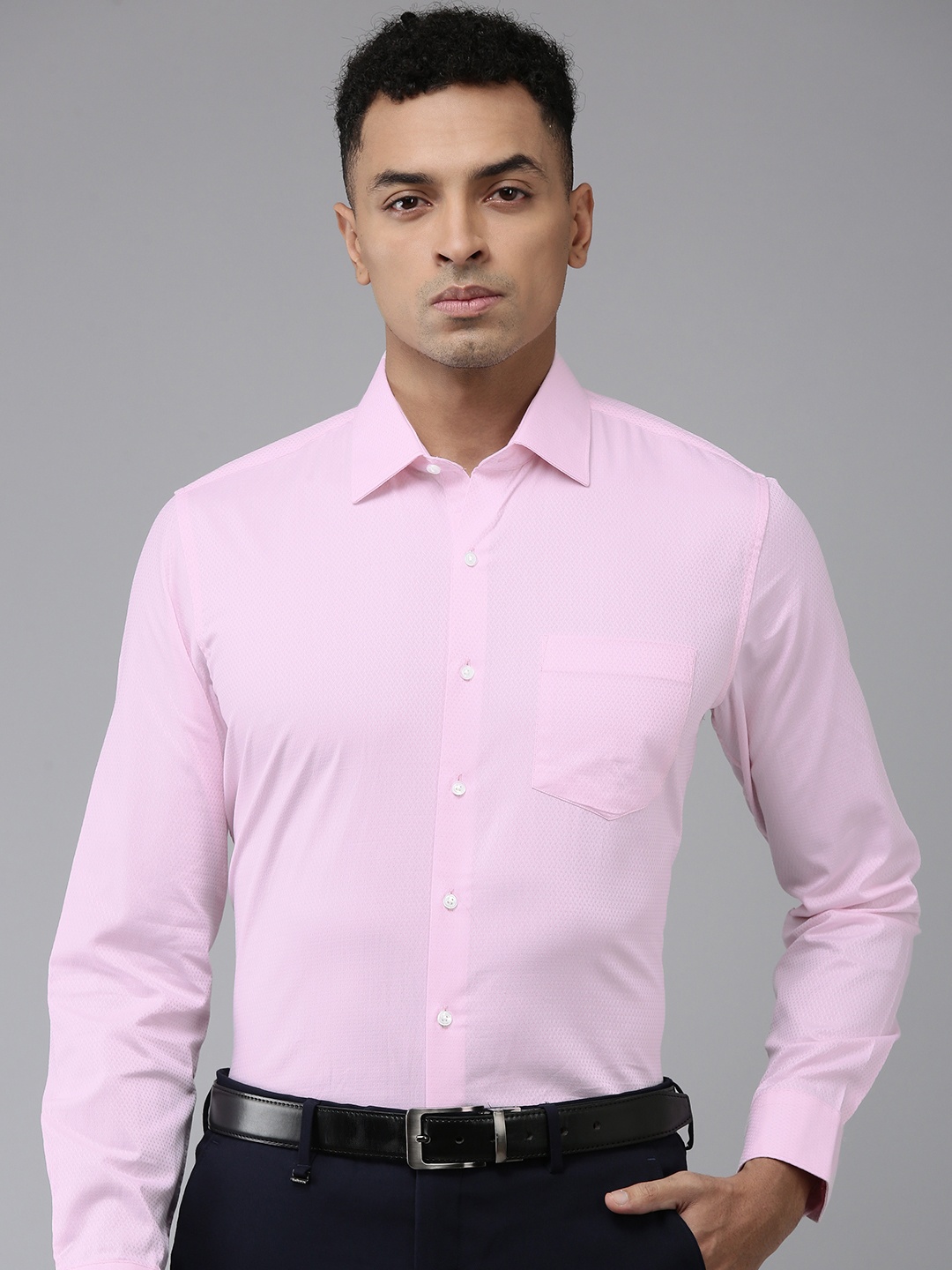 

Van Heusen Pure Cotton Slim Fit Self-Design Textured Formal Shirt, Pink