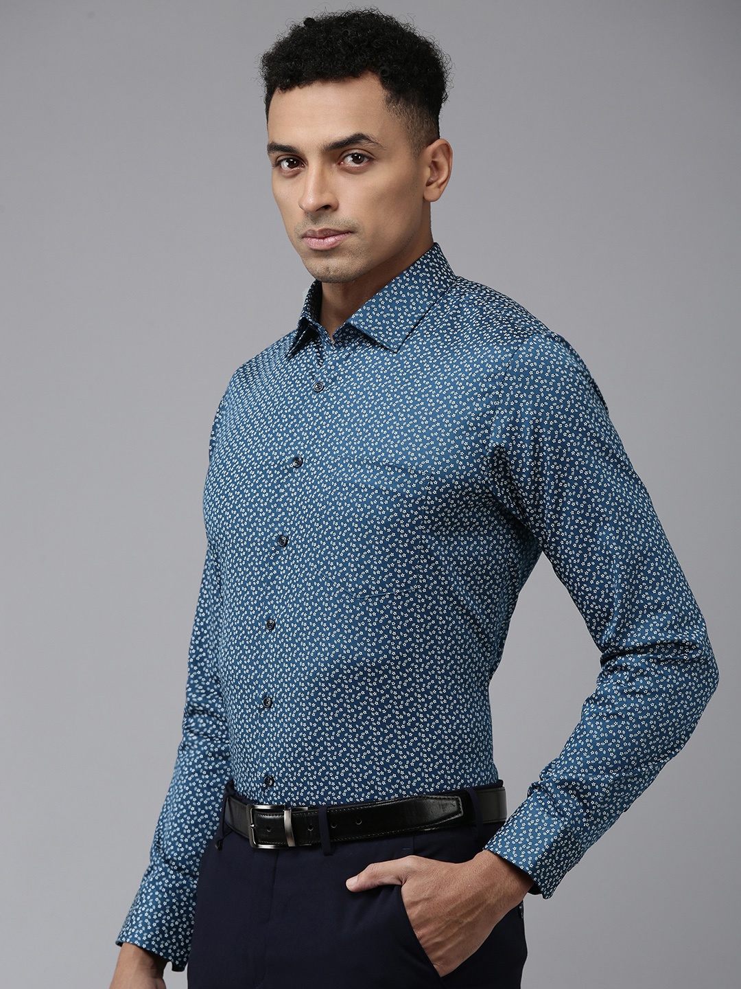 

Van Heusen Pure Cotton Slim Fit Opaque Floral Printed Formal Shirt, Blue