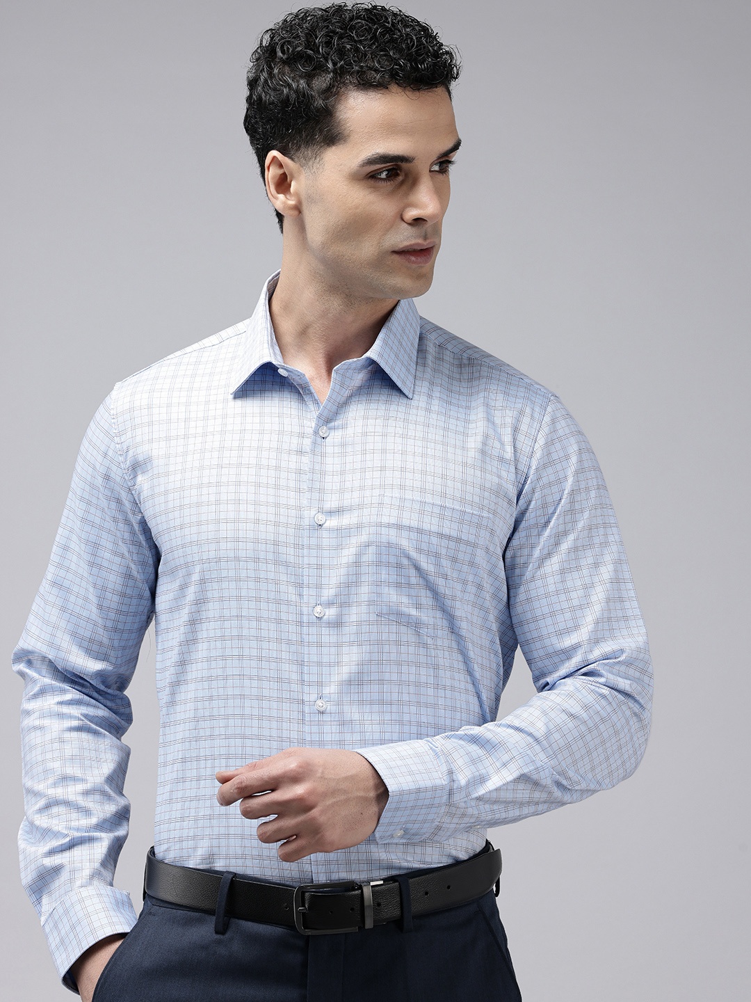 

Van Heusen Slim Fit Checked Pure Cotton Formal Shirt, Blue
