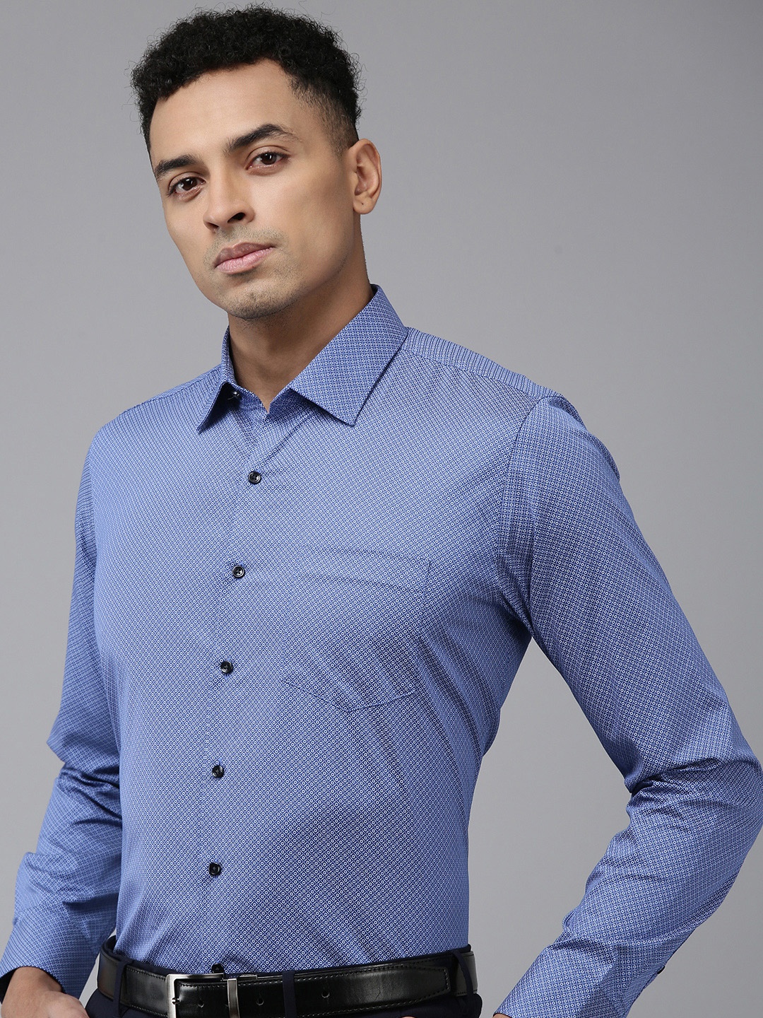 

Van Heusen Pure Cotton Slim Fit Opaque Printed Formal Shirt, Blue