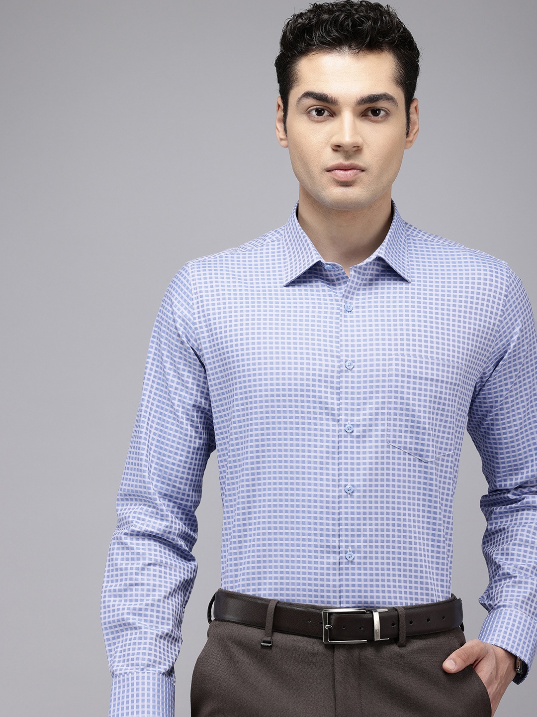 

Van Heusen Slim Fit Self Checked Pure Cotton Formal Shirt, Blue