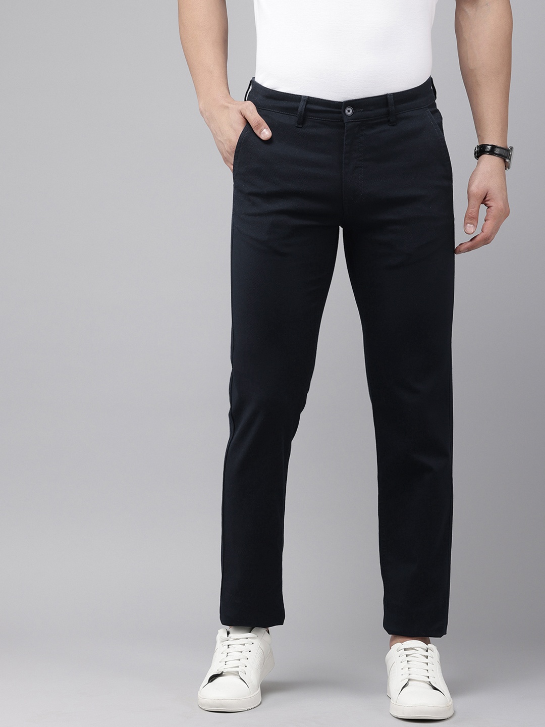 

Van Heusen Sport Men Textured Slim Fit Chinos Trousers, Navy blue