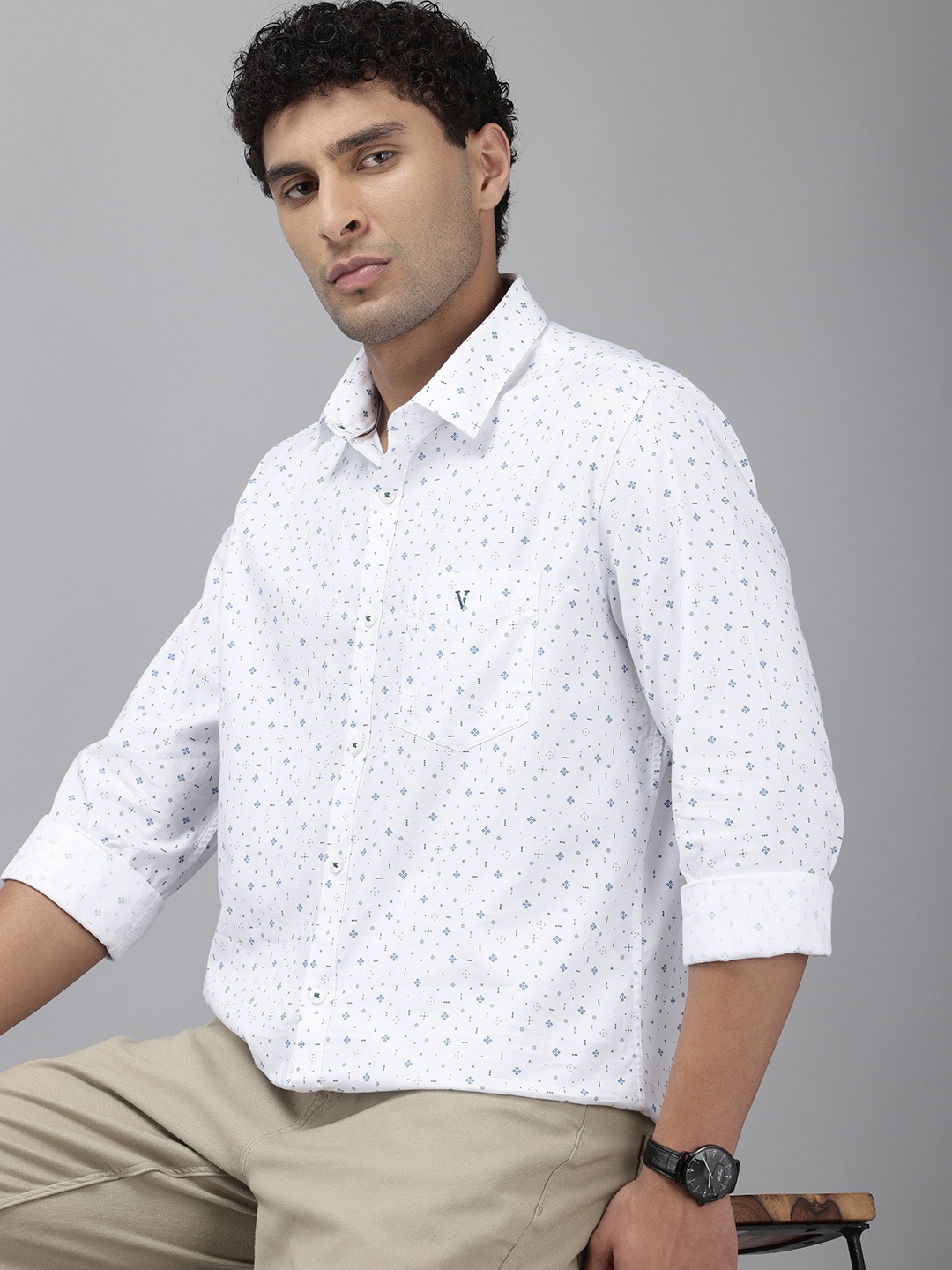 

Van Heusen Sport Pure Cotton Slim Fit Geometric Printed Casual Shirt, White