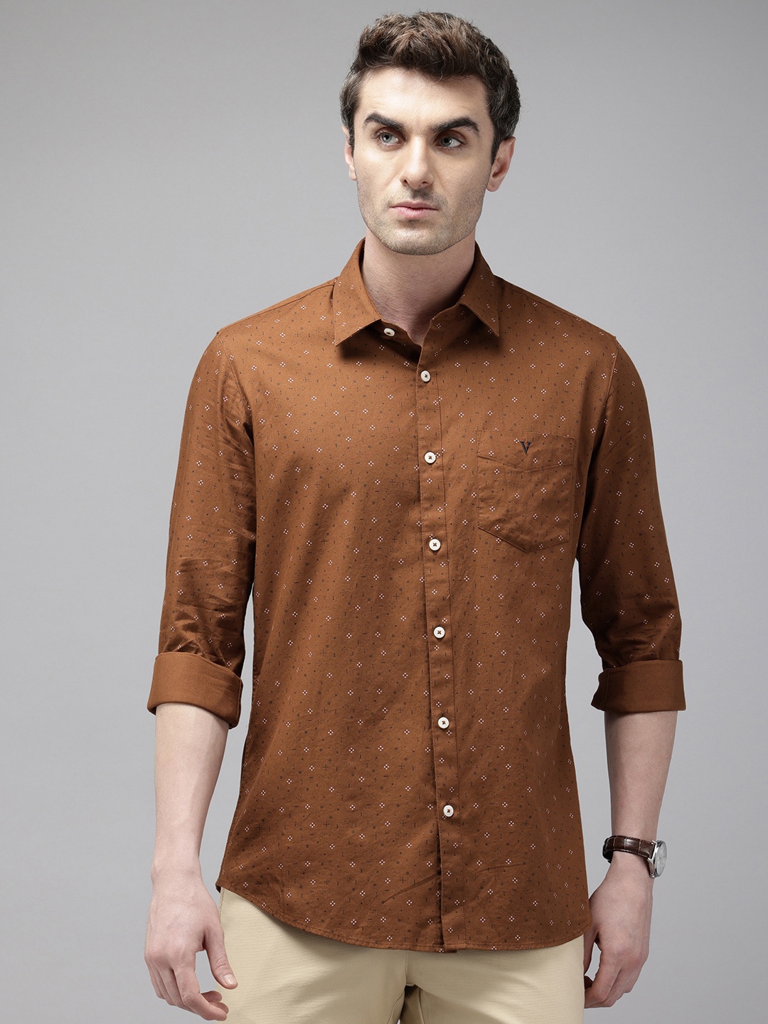 

Van Heusen Sport Slim Fit Opaque Geometric Printed Pure Cotton Casual Shirt, Brown