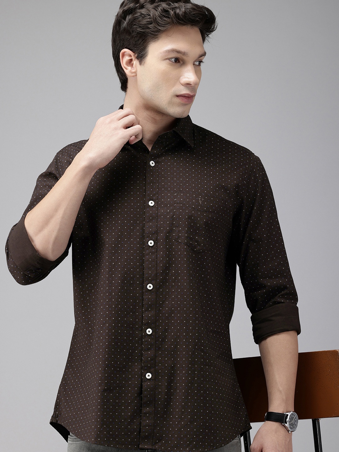 

Van Heusen Sport Pure Cotton Slim Fit Opaque Micro Ditsy Printed Casual Shirt, Coffee brown