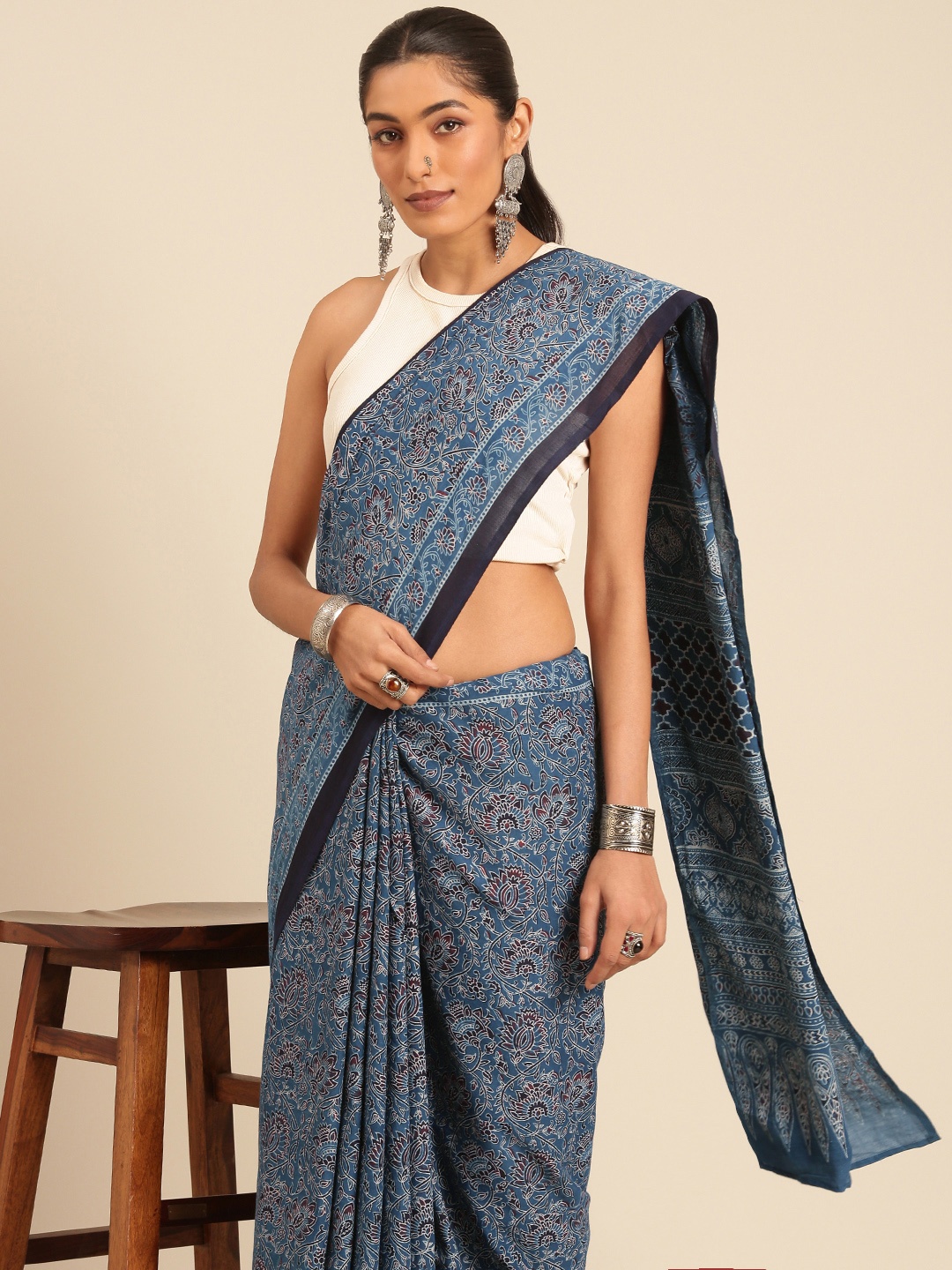 

Taavi Pure Cotton Ajrak Block Print Saree, Blue