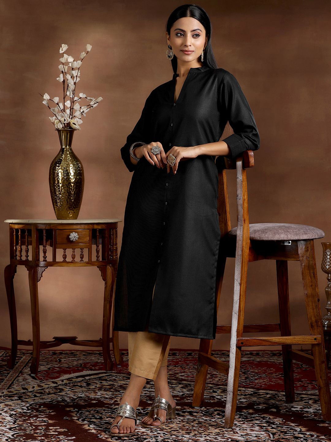 

Libas Mandarin Collar Three Quarter Straight Kurta, Black