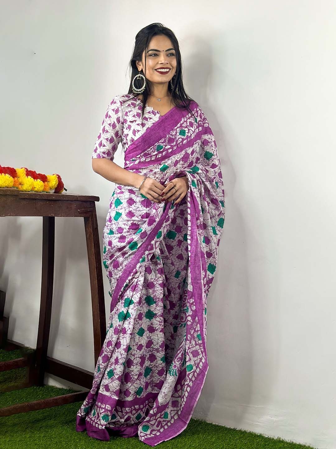 

Anouk Floral Print Pure Cotton Bagru Saree, White