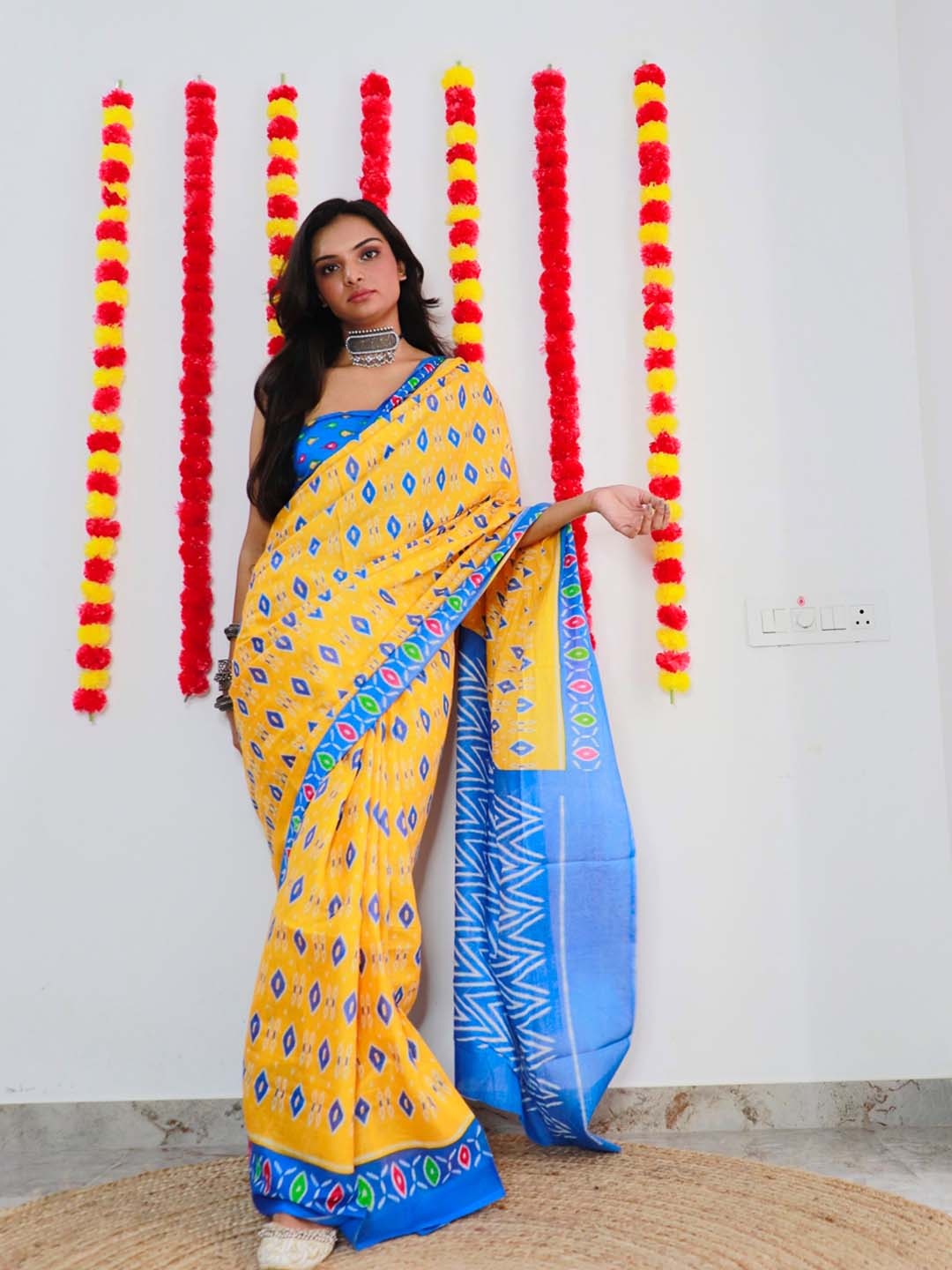 

Anouk Printed Geometric Pure Cotton Bagru Saree, Yellow
