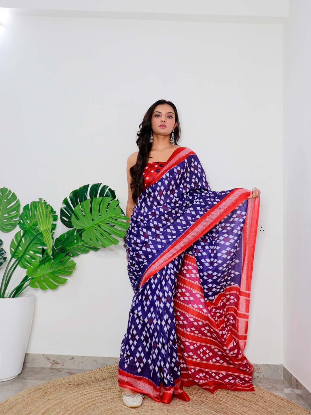 

Anouk Floral Pure Cotton Printed Bagru Saree, Blue