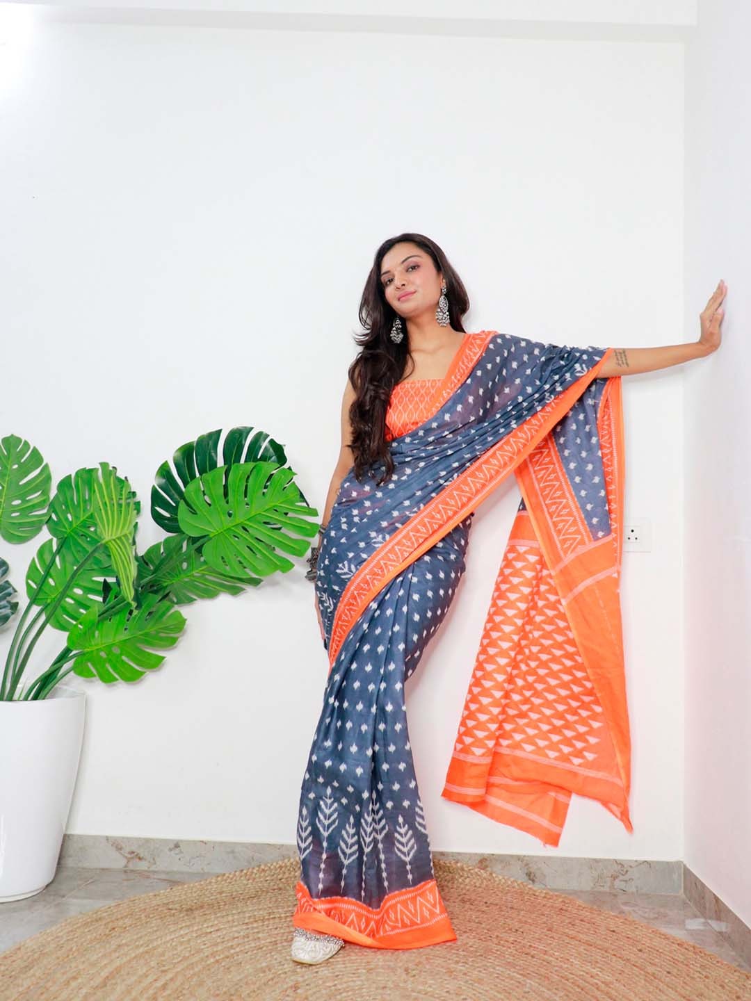

Anouk Ethnic Motifs Pure Cotton Bagru Saree, Grey