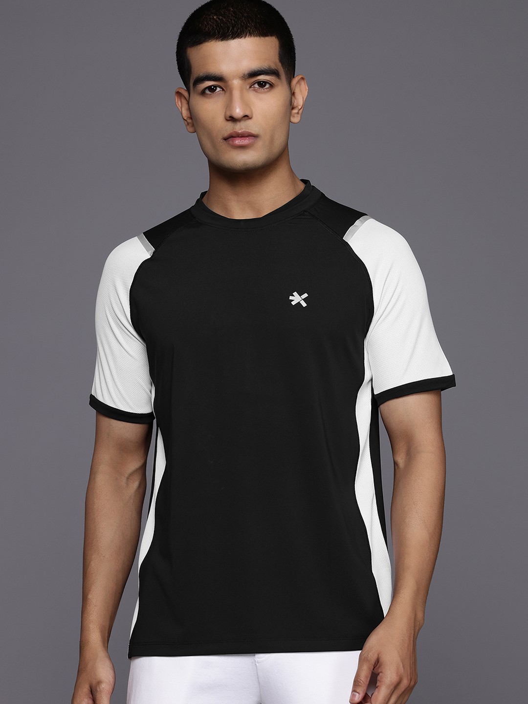 

HRX by Hrithik Roshan Colourblocked Running T-shirt, Black
