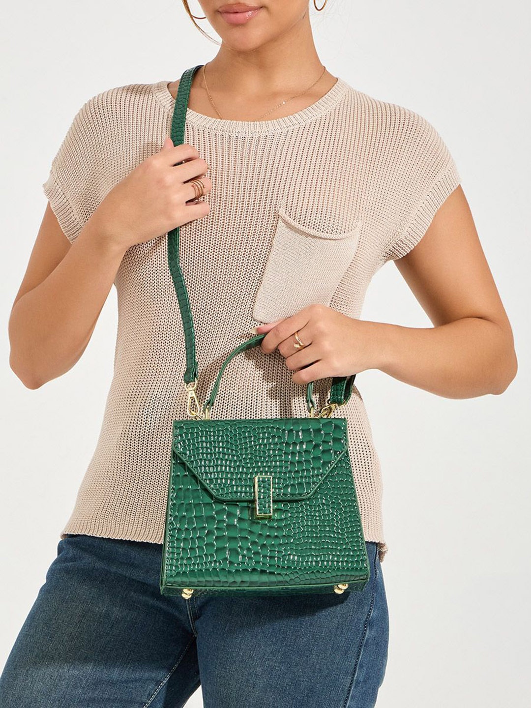 

Styli Textured Structured Handheld Bag, Green